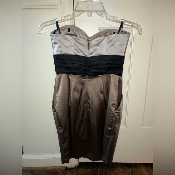 Perfect Condition- Bebe Satin Strapless Ruched Dress w/ Pockets- Gold- XS - Picture 3 of 5